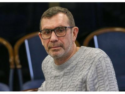 Павел Басинский выпустит книгу о создании пьесы Горького «На дне»